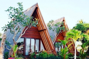 Rumah Segitiga